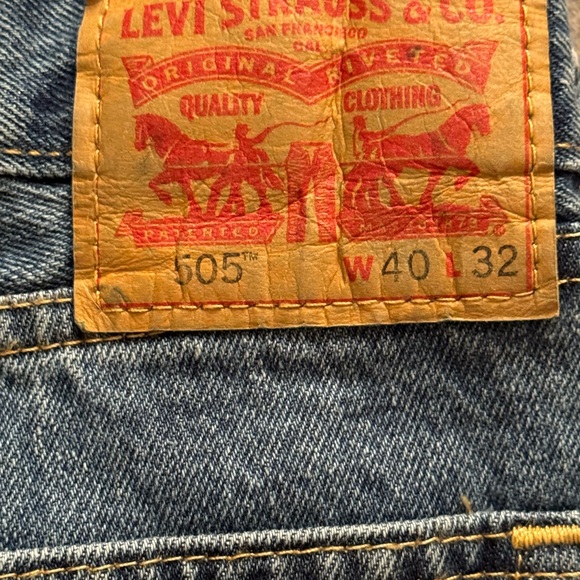Men’s Levi’s 505 Regular Jeans — NWOT —Waist 40 / Length 32 - Picture 3 of 3
